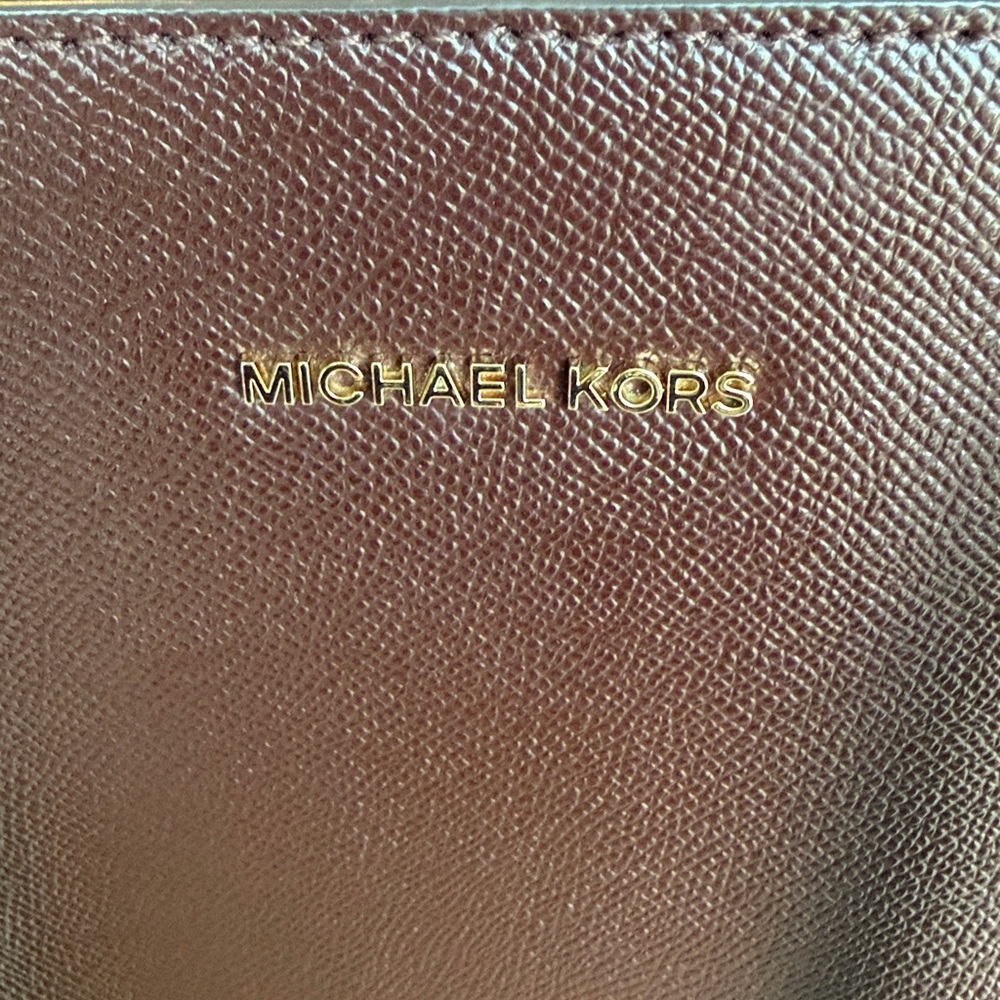 Michael Kors Jet Set Travel Burgundy/Oxblood Leather Tote Bag - Picture 2 of 16